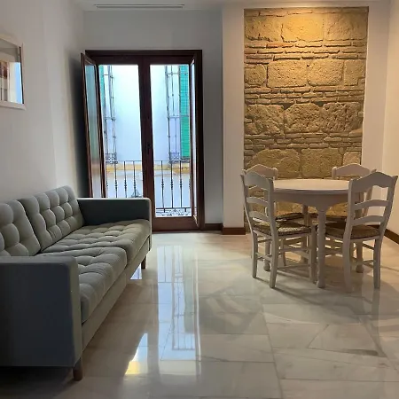 La Casa De La Escalera Apartman